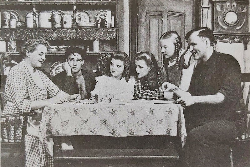 John Van Druten, <em>Sjećam se mame</em>, praizvedba u kazalištu Music Box Theatre, Broadway, New York, 1944.