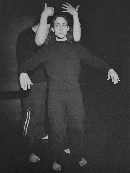 UAOS, Gllugl; <em>Pakel na zemli</em>, 2013.