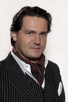 Adam scena, Adam Končić, Adam i ona, red. Adam Končić