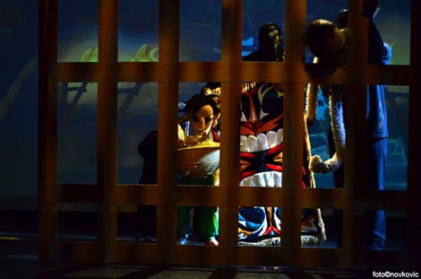 Zagrebačko kazalište lutaka: Antoine Galland – Željka Udovičić Pleština, Aladin i čarobna svjetiljka, red. Saša Broz