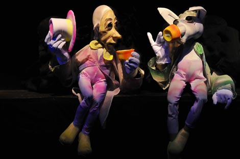 Gradsko kazalište lutaka Rijeka: Lewis Carroll, Alisu u zemlji čuda, red. Zoran Mužić