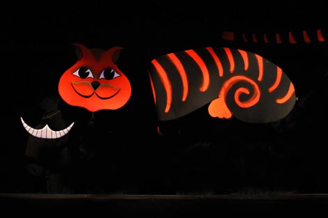 Gradsko kazalište lutaka Rijeka: Lewis Carroll, Alisu u zemlji čuda, red. Zoran Mužić