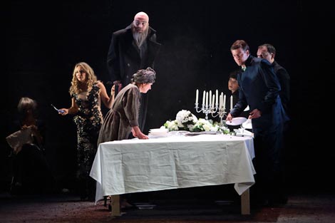 Gradsko dramsko kazalište Gavella, Zagreb: Jean Anouilh, Antigona; red. Aleksandar Popovski