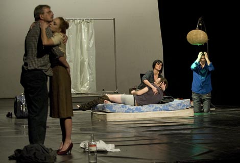 Hrvatsko narodno kazalište u Varaždinu: Roland Schimmelpfennig, Arapska noć, red. Dubravko Torjanac, foto: Darko Gorenak