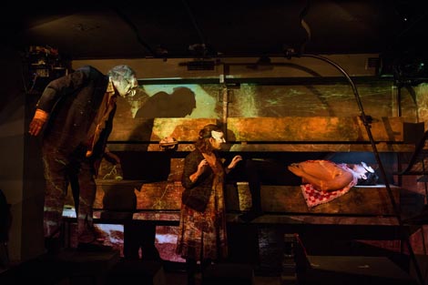 Eurokaz, Zagreb: Bife Titanik, prema pripovijetki Bife Titanik Ive Andrića, raspravi Strah i drhtanje Sørena Kierkegaarda, romanu Ljubavnik u Bolzanu Sándora Máraia, red. Branko Brezovec