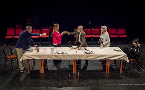 Gostovanje: Sarajevski ratni teatar (SARTR) i Internacionalni teatarski festival MESS – Scena MESS, Sarajevo: Igor Štiks, Brašno u venama, red. Boris Liješević (u Teatru Exit, Zagreb)