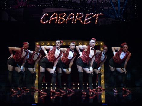 Zagrebačko gradsko kazalište komedija: Joe Masteroff / Fred Ebb / John Kander, Cabaret, red. Dora Ruždjak Podolski, dir. Dinko Appelt