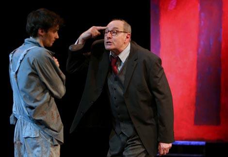 Teatar Exit, Zagreb: John Logan, Crveno, red. Matko Raguž