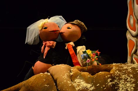 Zagrebačko kazalište lutaka: Mate Matišić, Cvrčak i mravi, red. Zoran Mužić