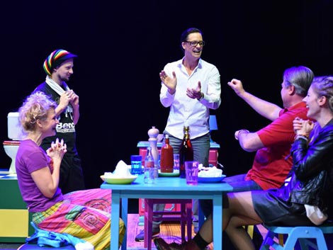 Mestno gledališče ljubljansko: Cristina Clemente, Družinski parlament, red. Primož Ekart