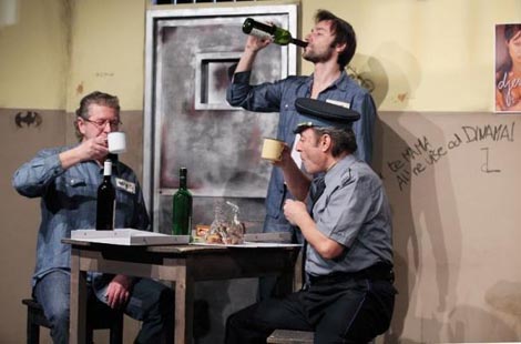 Gostovanje: Hrvatsko kazalište Pečuh, Fadil Hadžić, Državni lopov, red. Stipan Filaković