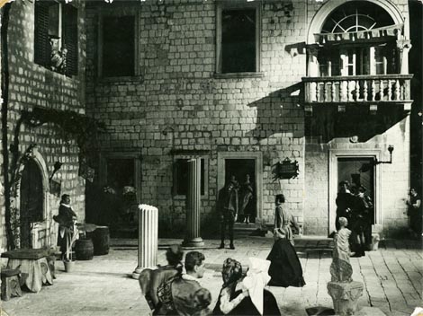 Dubrovačke ljetne igre: Marin Držić, Dundo Maroje, red. Kosta Spajić, 1967., foto: Krešimir Tadić