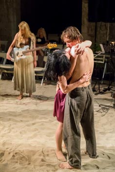 66. Dubrova&ccaron;ke ljetne igre: Festivalski dramski ansambl, Michel Houellebecq, Elementarne &ccaron;estice, red. Ivica Buljan 