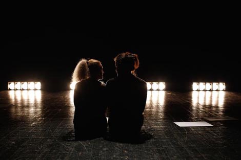 Zagrebačko kazalite mladih i Akademija dramske umjetnosti: Ivana Šojat Kuči, Elza hoda kroz zidove, red. Ivan Planinić