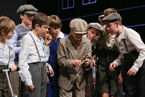 Zagrebačko kazalište mladih: Erich Kästner / Milan Trenc, Emil i detektivi, red. Milan Trenc