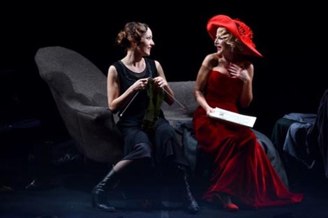 Drama Slovenskog narodnog gledališča, Ljubljana: Goran Stefanovski, Figurae Veneris Historiae, red. Aleksandar Popovski, foto: Peter Uhan, www.drama.si