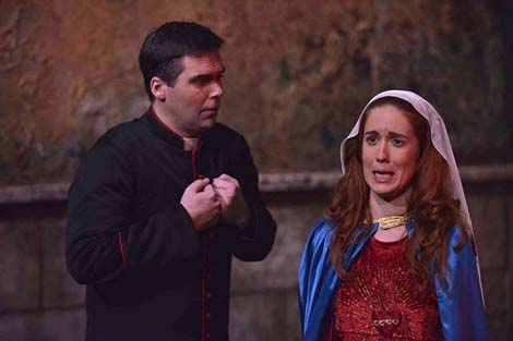 Istarsko narodno kazalište Gradsko kazalište Pula, Hrvatsko narodno kazalište u Varaždinu: Ranko Marinković, Glorija, red. Damir Zlatar Frey