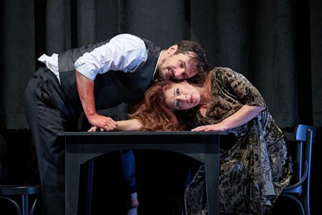 Gradsko dramsko kazalište Gavella, Zagreb: Ivana Sajko (prema Gustaveu Flaubertu), Gospođa Bovary, red. Saša Božić