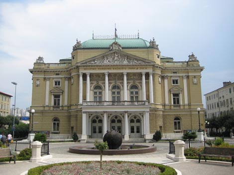 Hrvatsko narodno kazalište Ivana pl. Zajca, Rijeka, foto: Wikipedia