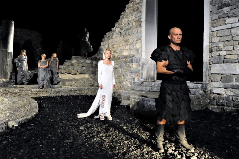 57. Splitsko ljeto: Euripid, <em>Hekuba</em>, red. Felix Alexa, 2011.