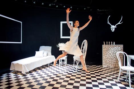 Teatar &TD, Zagreb i KUFER, Zagreb: Anton Palovič Čehov / Rona Žulj, Irinina duša je kao skupocjeni klavir, red. Rona Žulj