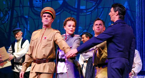 Kazalište Komedija, Zagreb: Milan Grgić – Alfi Kabiljo, Jalta, Jalta, red. Vlado Štefančić, dir. Veseljko Barešić, Krešimir Batinić, foto: © Ines Novković