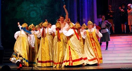 Kazalište Komedija, Zagreb: Milan Grgić – Alfi Kabiljo, Jalta, Jalta, red. Vlado Štefančić, dir. Veseljko Barešić, Krešimir Batinić, foto: © Ines Novković