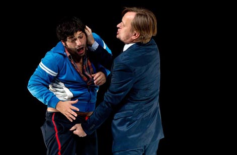 Satiričko kazalište Kerempuh, Zagreb: Richard Bean, Jedan sluga, dva gospodara, red. Vito Taufer