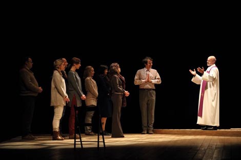 Gradsko dramsko kazalište Gavella, Zagreb: Kay Pollak, Kao na nebu, red. Rene Medvešek 