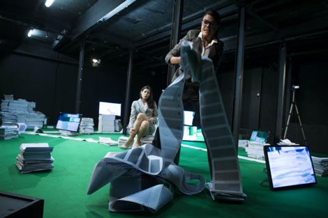 Slovensko ljudsko gledališče, Celje: Mike Bartlett, Krči, red. Jure Novak