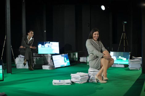 Slovensko ljudsko gledališče, Celje: Mike Bartlett, Krči, red. Jure Novak