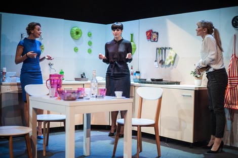 Kazalište Moruzgva, Zagreb: Michele Lowe, Miris lovine, red. Franka Perković