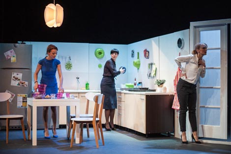 Kazalište Moruzgva, Zagreb: Michele Lowe, Miris lovine, red. Franka Perković