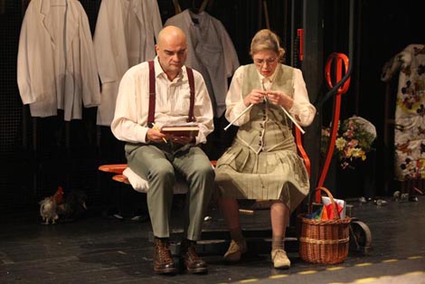 Zagrebačko kazalište mladih: Erlend Loe, Mirni dani u Mixing Partu, red. Boris Liješević