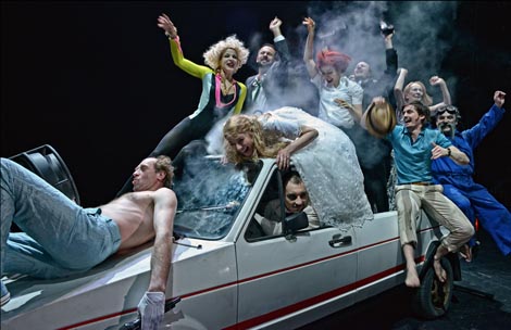 Slovensko narodno gledališče, Ljubljana,Vladimir Vladimirovič Majakovski, Misterij buffo, red. Aleksandar Popovski