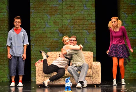 Gradsko kazalište Žar ptica, Zagreb: Sanja Pilić, Mrvice iz dnevnog boravka, red. Franka Perković