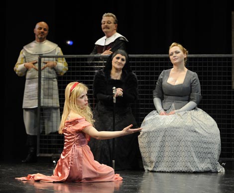 Darko Milas (Rajmund Montecuccoli, carski general), Zdenko Brlek (Franjo Nadasdy, vrhovni sudac Carevine), Karolina Horvat (Zora, najmlađe dijete Petra Zrinskog i Katarine Frankopan), Vesna Stilinović (Magdalena Seche, majka Nikole i Petra), Ljiljana Bogojević (Sofija Bhatori, kneginja); Hrvatsko narodno kazalište u Varaždinu: Vladimir Stojsavljević, Nikola Sedmi, red. Romano Bogdan, premijera 4. prosinca 2008.