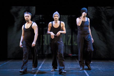 Teatar Exit, Zagreb: CJ Johnson, Njuške, red. Matko Ragu&zcaron;