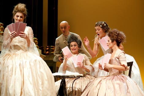 Zagrebačko gradsko kazalište omedija: Veseljko Barešić, Opasne veze, dir. Veseljko Barešić, red. Aida Bukvić