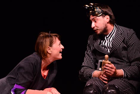 Purina & Mala scena, Zagreb: Dina Vukelić i Nina Horvat, pazi.mazi.voli., red. Nora Krstulović