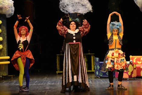 Gradsko kazalište Trešnja, Zagreb: Charles Perrault: Pepeljuga, red. Jakov Sedlar