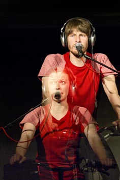 Schaubühne aus Lehniner Platz, Berlin, Duncan Macmillan, Pluća (Lungs), red. Katie Mitchell, foto: Gianmarco Bresadola