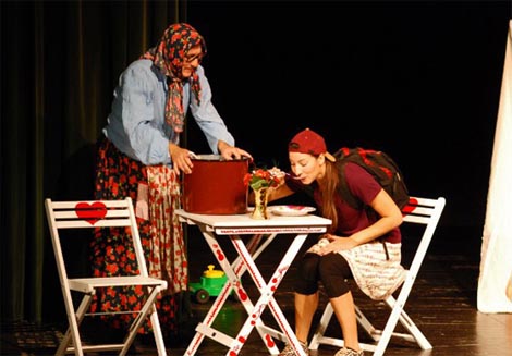 Kazalište Prijatelj, Zagreb: Hrvoje Zalar, Priča o Bljaksonima (ili zašto treba dobro jesti?), red. Hrvoje Zalar