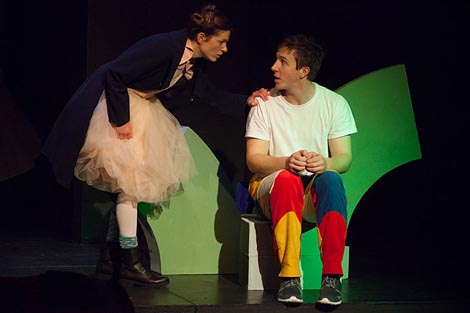 Kazalište Mala scena, Zagreb: Maja Hrgović, Puž, red. Staša Zurovac