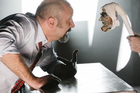 Zagrebačko kazalište mladih: Jazmín Sequeira, Luciano Delprato, #radninaslovantigona, red. Renata Carola Gatica