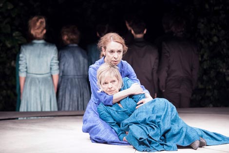 Zagrebačko kazalište mladih: Goran Ferčec, Radnice u gladovanju, red. Olja Lozica