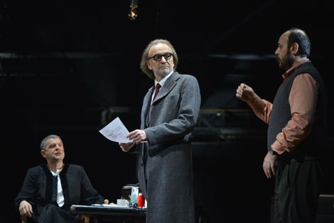 Jugoslovensko dramsko pozorište, Beograd, Srbija, Heinrich von Kleist, Razbijeni vr&ccaron; (Razbijeni kr&ccaron;ag), red. Igor Vuk Torbica, foto: Nenad Petrovi&cacute;