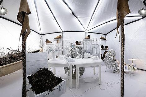 57. Splitsko ljeto, Jean Michel Bruyère: Satis sunt mihi pauci (Malobrojni su mi dovoljni)