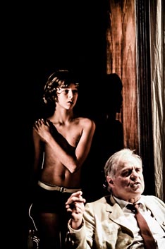 Schaubühne am Lehniner Platz, Berlin, Thomas Mann / Gustav Mahler, Smrt u Veneciji/Pjesme mrtvoj djeci, red. Thomas Ostermeier