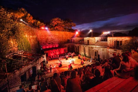 Kazalište Ulysses, Brijuni, Splitsko ljeto: Sprovod u Theresienburgu, red. Staša Zurovac